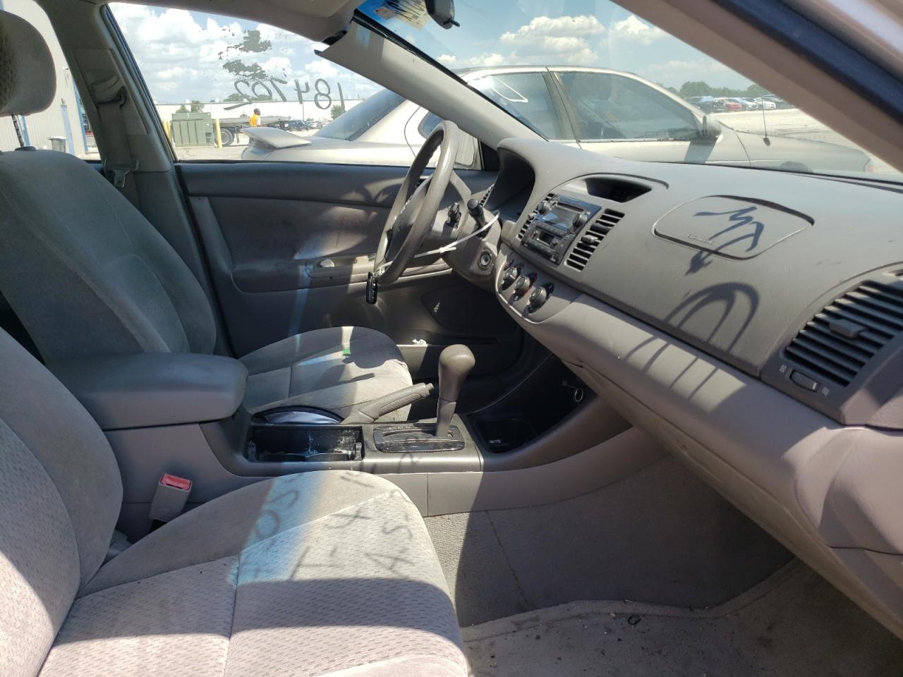 Photo 5 from auction – 2003 TOYOTA CAMRY LE with VIN 4T1BE32K83U772782