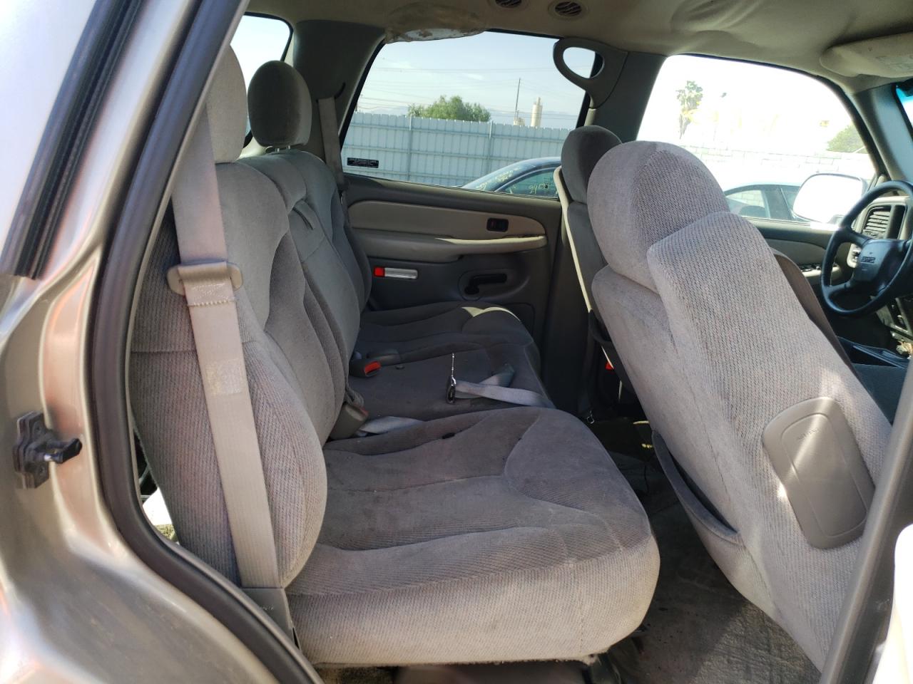 Photo 6 from auction – 2001 GMC YUKON with VIN 1GKEC13V51J303592