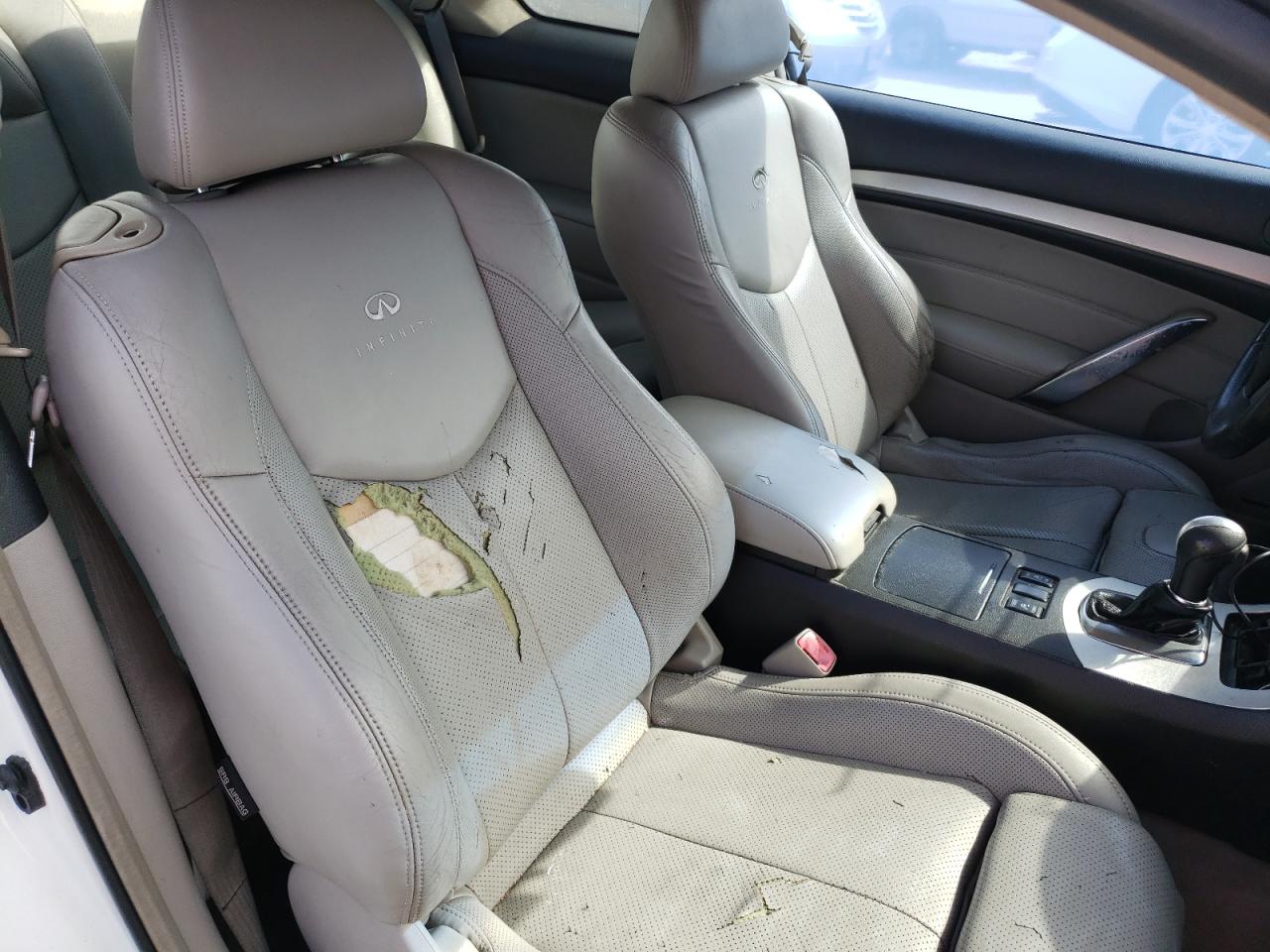 Photo 9 from auction – 2008 INFINITI G37 BASE with VIN JNKCV64E98M109678