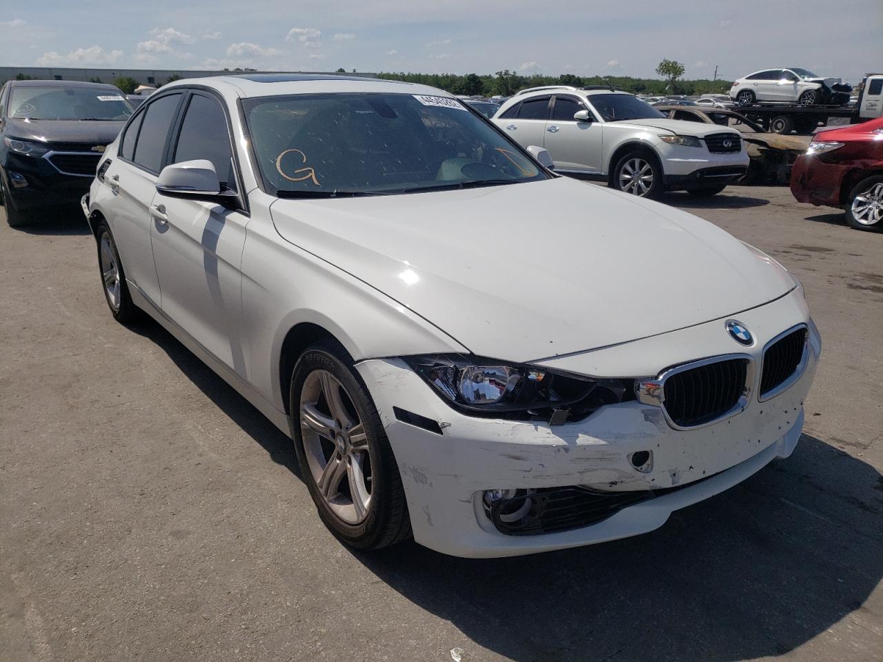BMW 328 I 2013 z numerem VIN WBA3A5G57DNP20801 - Zdjęcie z aukcji