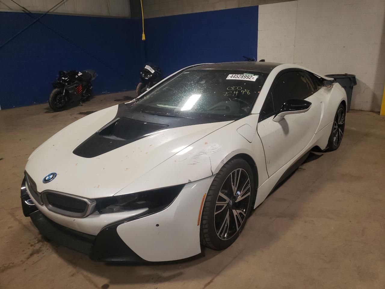 Photo 2 from auction – 2015 BMW I8 with VIN WBY2Z2C52FV392197