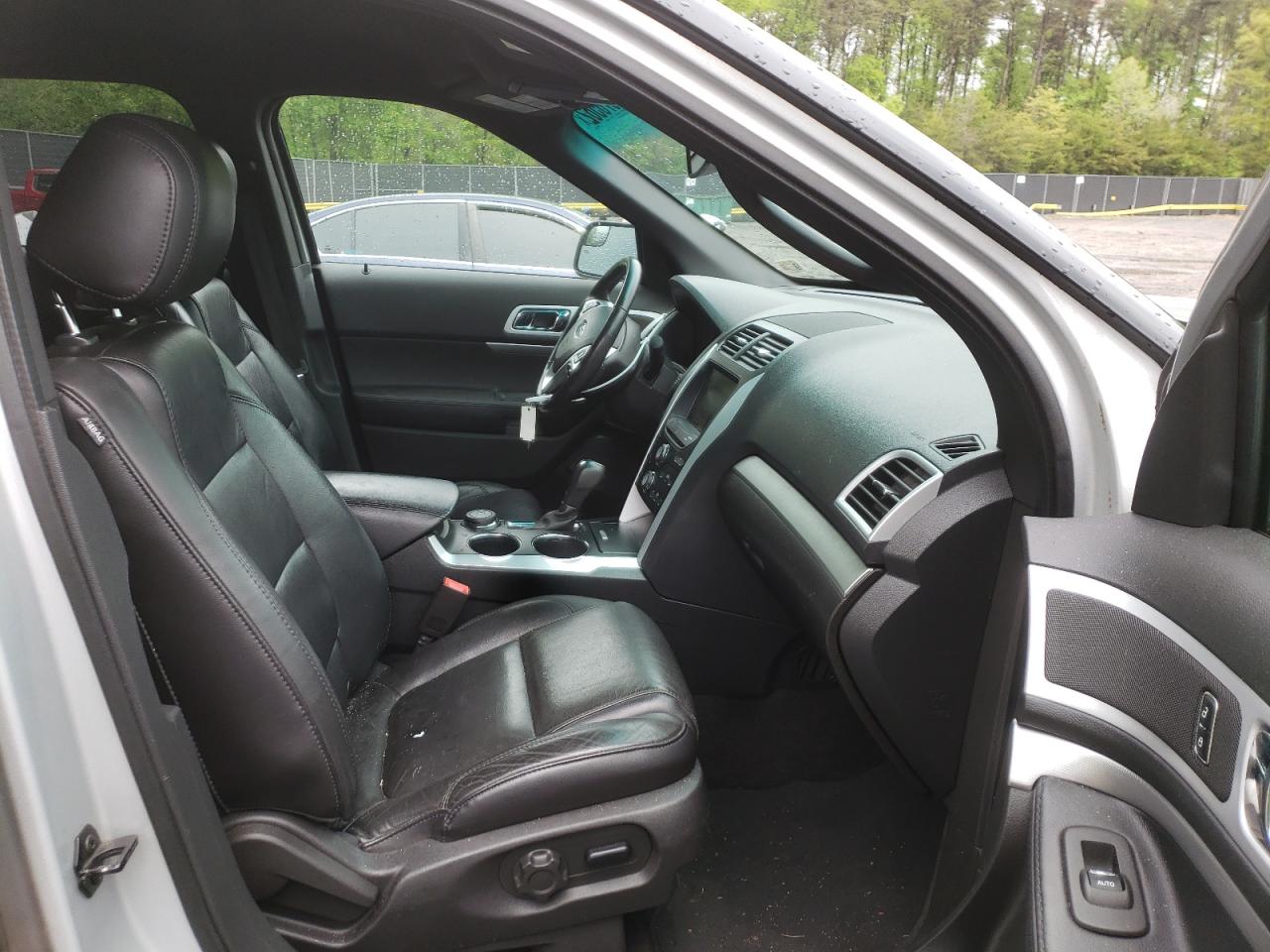 Photo 5 from auction – 2013 FORD EXPLORER X with VIN 1FM5K8D8XDGA85629