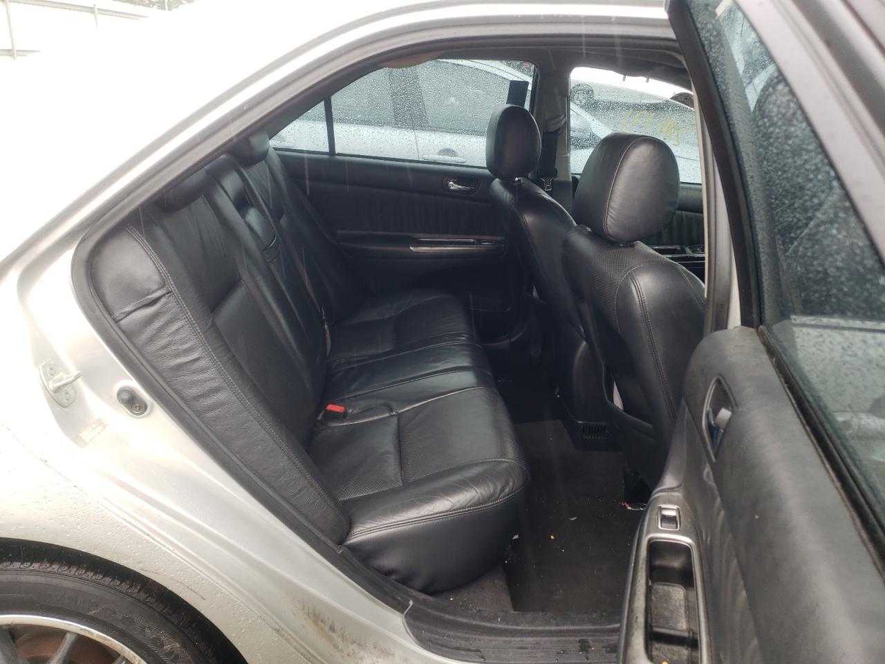 Photo 6 from auction – 2003 TOYOTA CAMRY LE with VIN 4T1BF30K33U552045