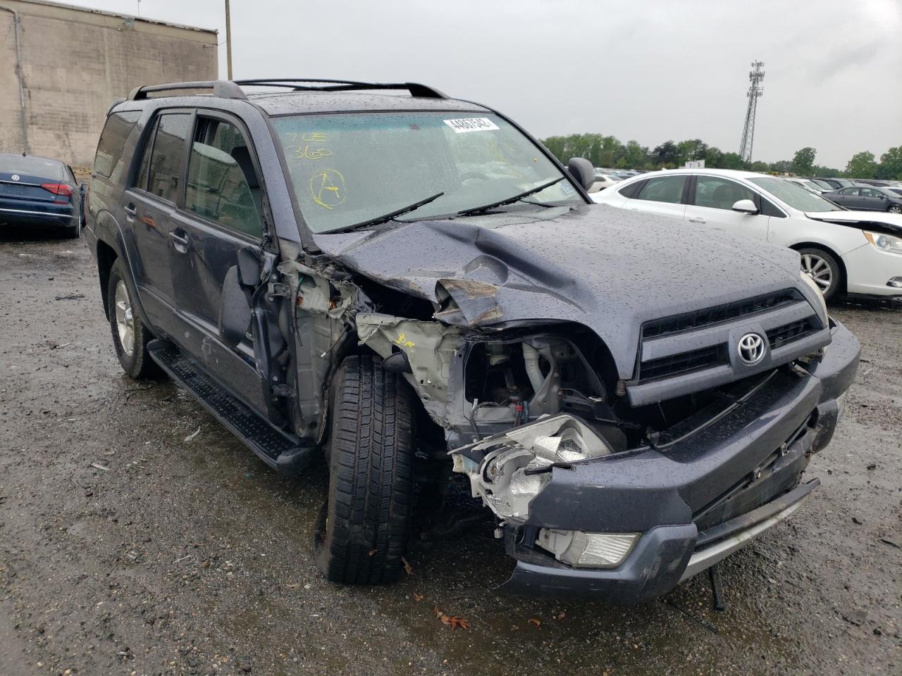 TOYOTA 4RUNNER SR 2003 with VIN JTEBU14R038010265 - Photo from auction