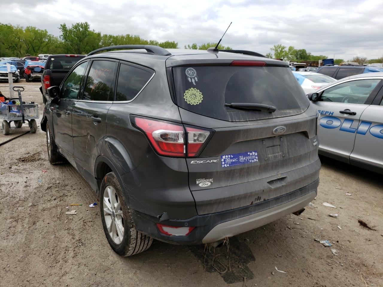 Photo 3 from auction – 2017 FORD ESCAPE SE with VIN 1FMCU9GD0HUC87645