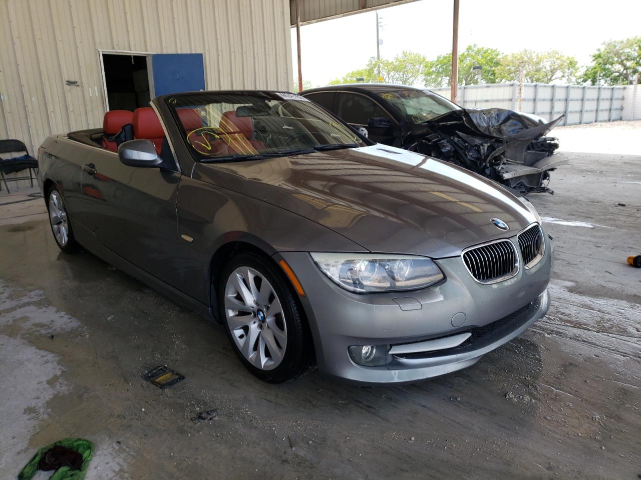 BMW 328 I 2013 with VIN WBADW3C59DJ525919 - Photo from auction