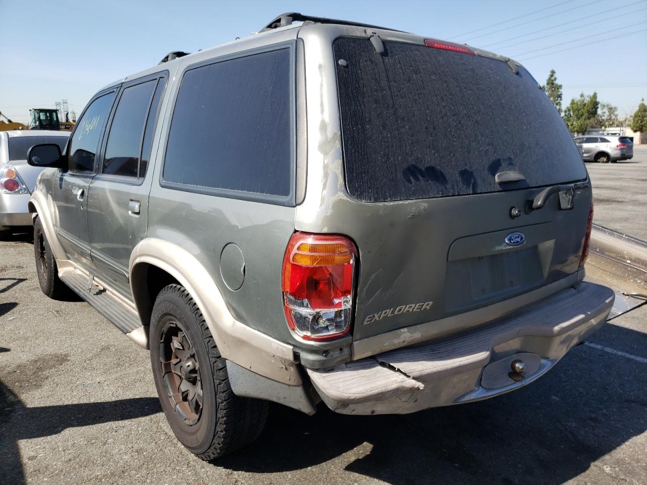 Photo 3 from auction – 2000 FORD EXPLORER E with VIN 1FMZU74E6YZB00617