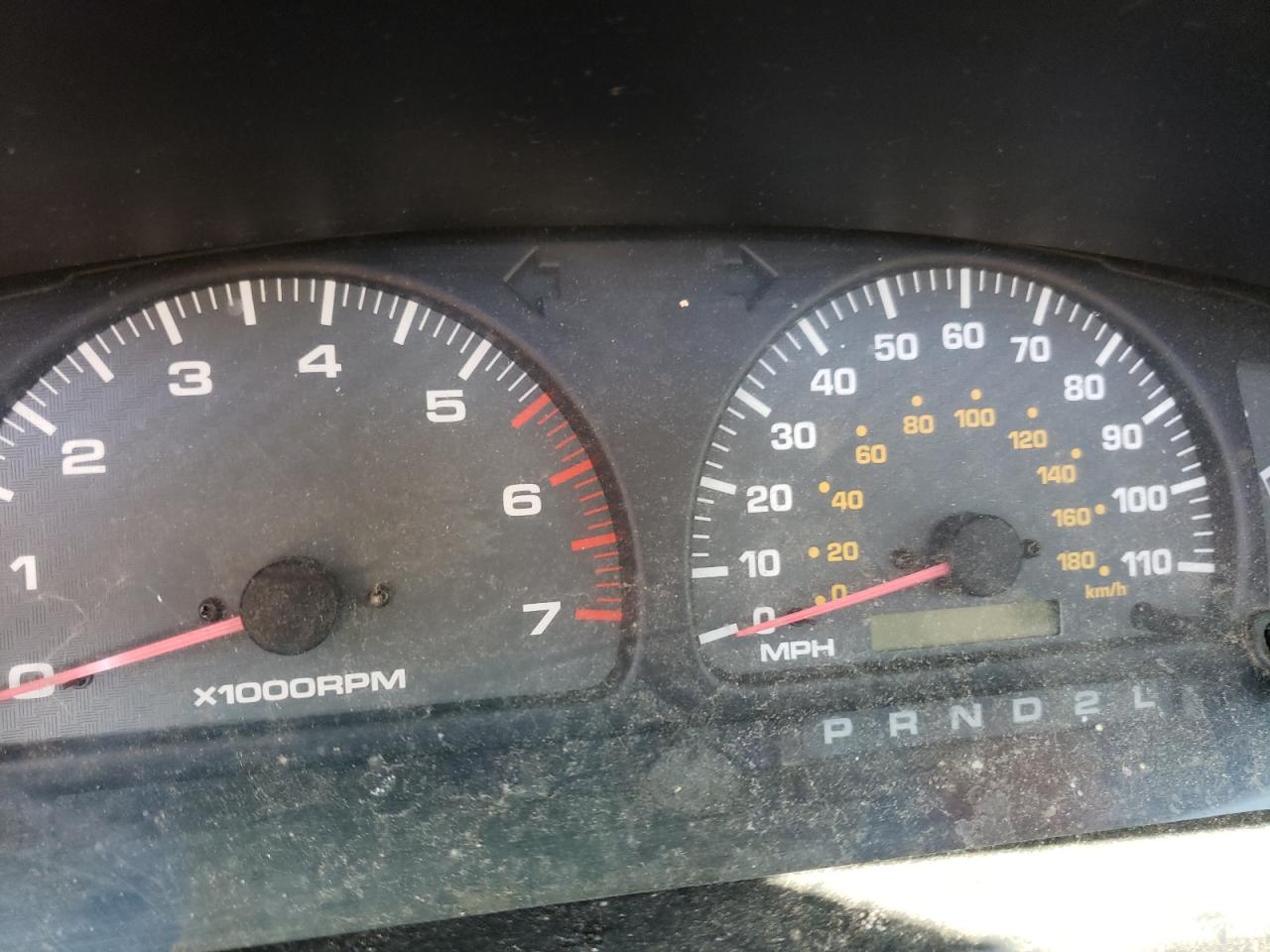 Photo 8 from auction – 2002 TOYOTA 4RUNNER SR with VIN JT3GN86R820231014