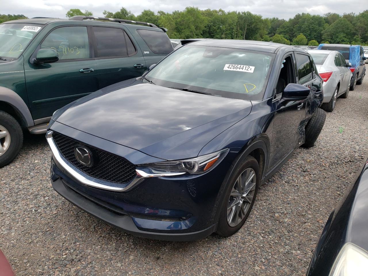 Photo 2 from auction – 2019 MAZDA CX-5 SIGNA with VIN JM3KFBEYXK0542783