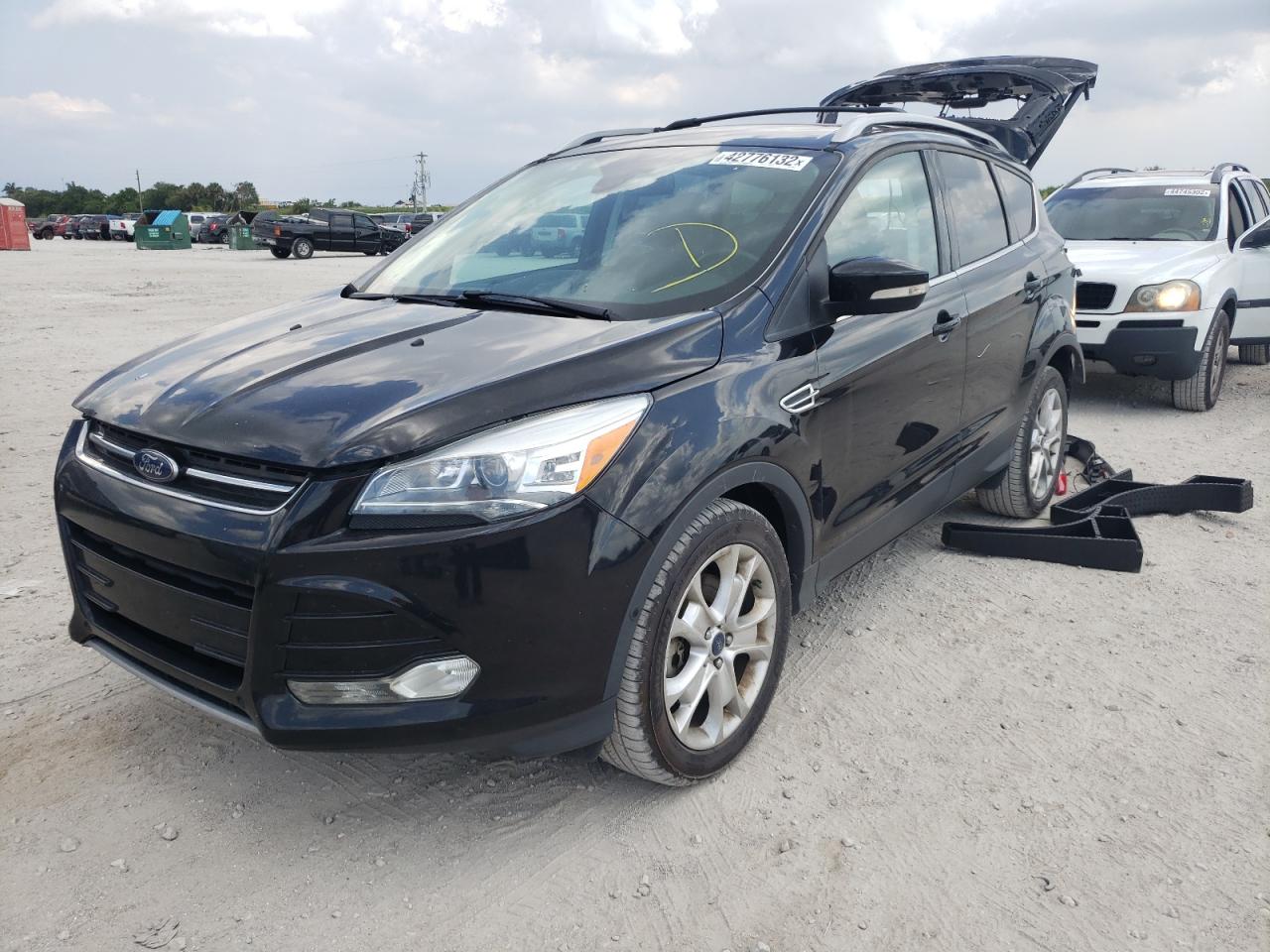 Zdjęcie 2 z aukcji – 2016 FORD ESCAPE TIT z VIN 1FMCU0J94GUB52876