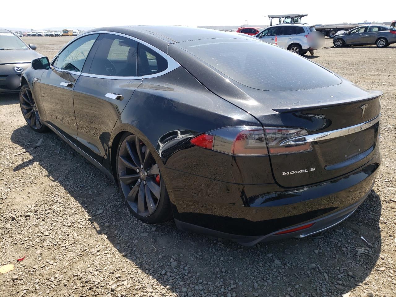 Photo 3 from auction – 2015 TESLA MODEL S 85 with VIN 5YJSA1H23FFP79566