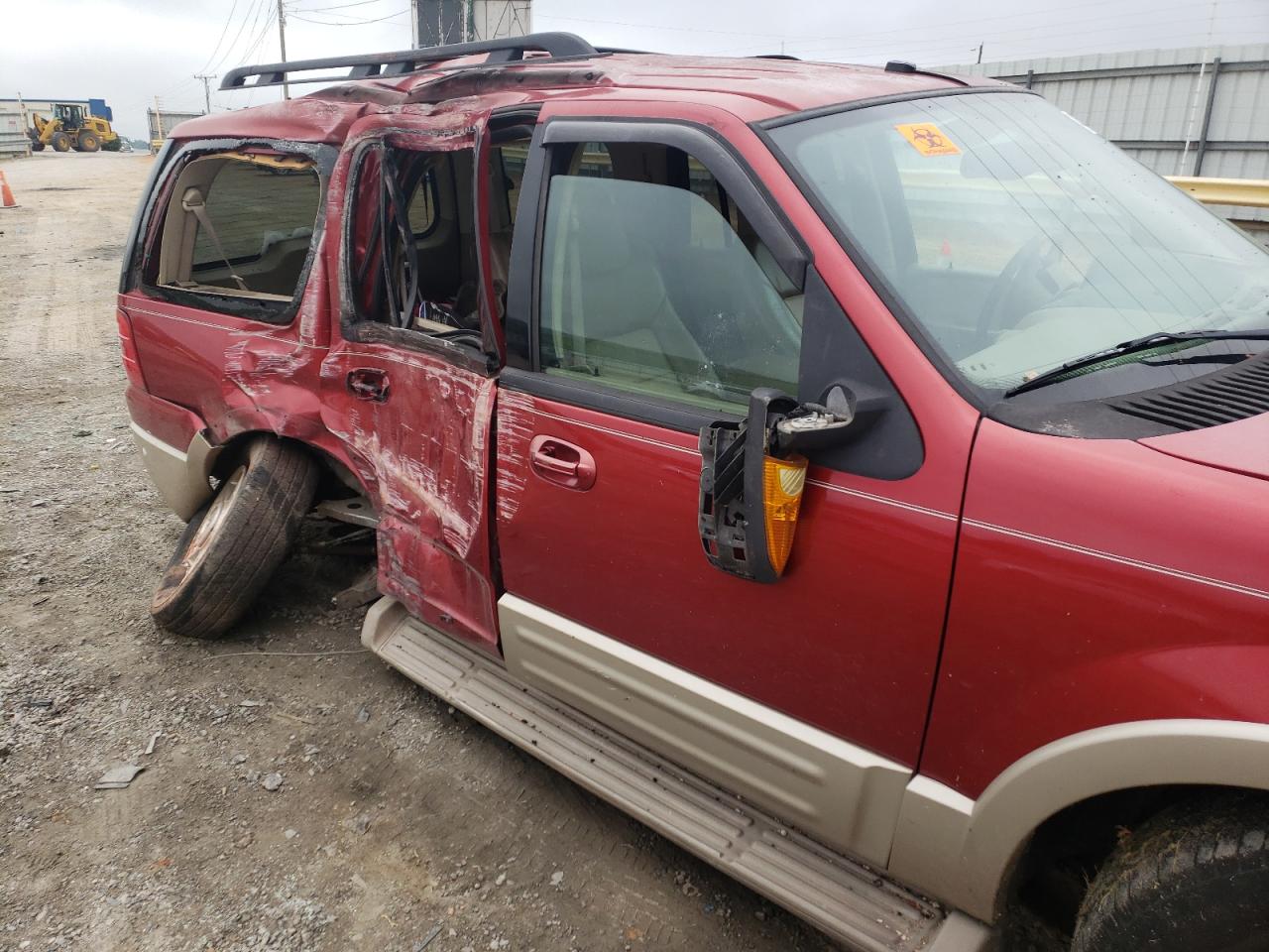 Photo 9 from auction – 2005 FORD EXPEDITION with VIN 1FMPU17535LA12669