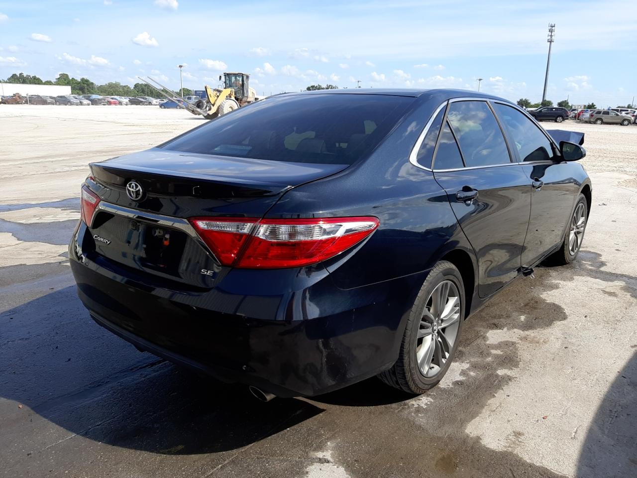 Photo 4 from auction – 2015 TOYOTA CAMRY LE with VIN 4T1BF1FK8FU105405
