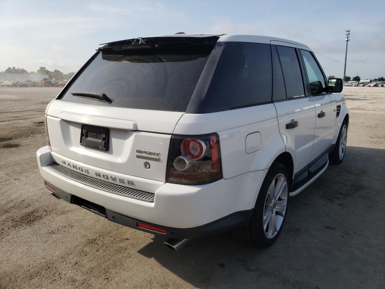 Photo 4 from auction – 2011 LAND ROVER RANGE ROVE with VIN SALSH2E47BA268428