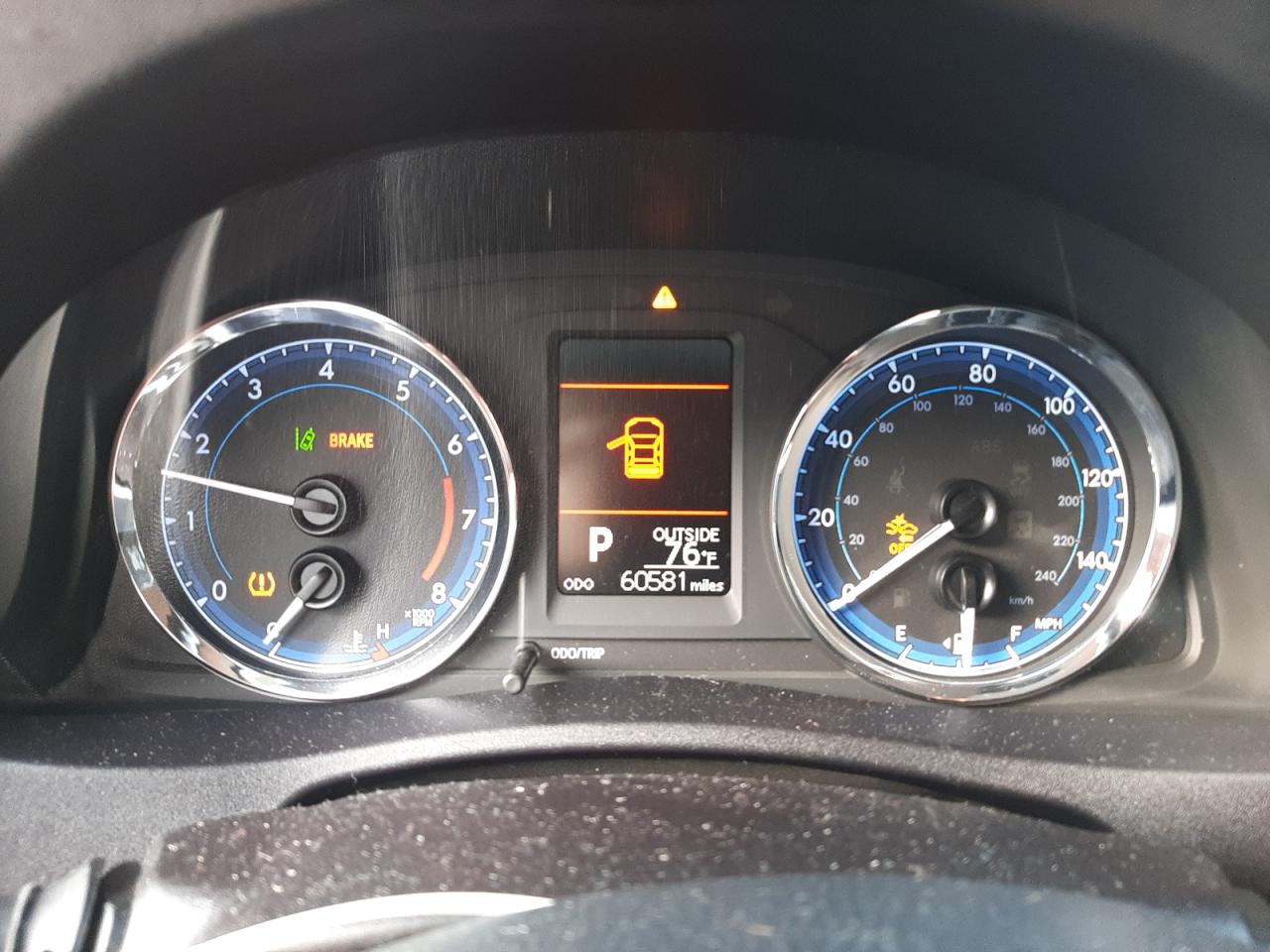 Photo 8 from auction – 2018 TOYOTA COROLLA L with VIN 2T1BURHE2JC018198