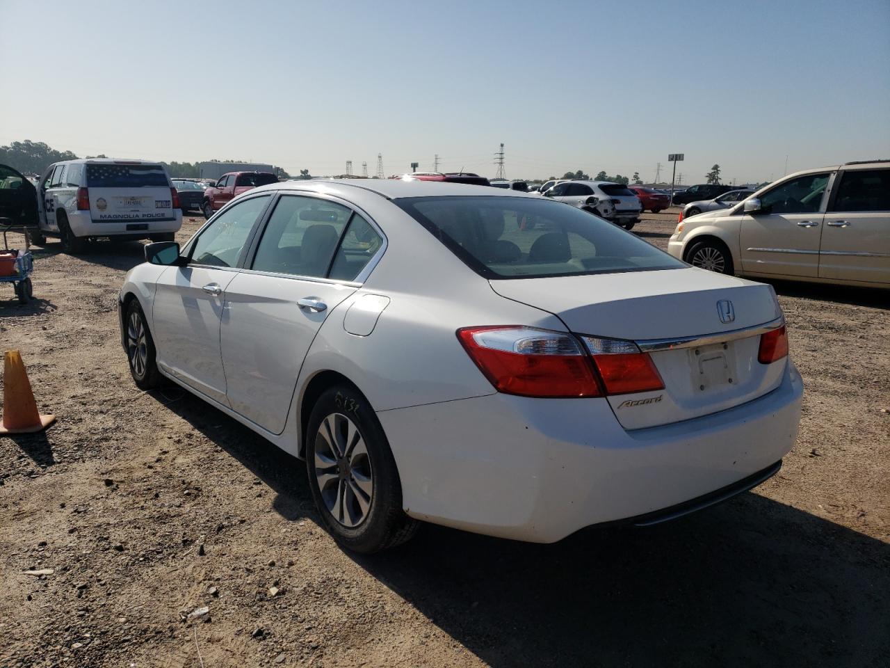 Photo 3 from auction – 2015 HONDA ACCORD LX with VIN 1HGCR2F35FA066077