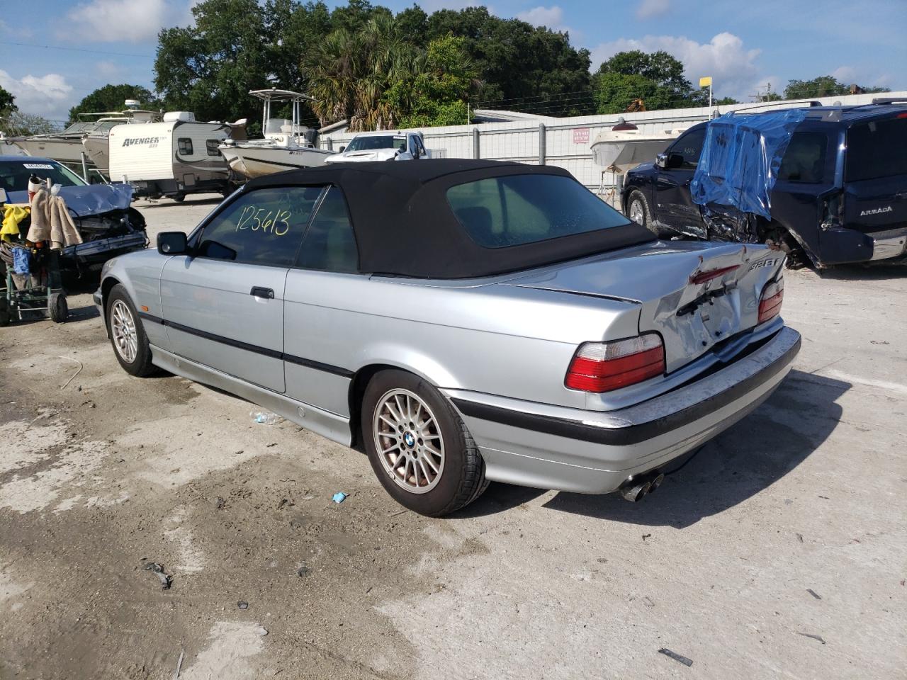 Photo 3 from auction – 1997 BMW 328 IC AUT with VIN WBABK8323VET97371