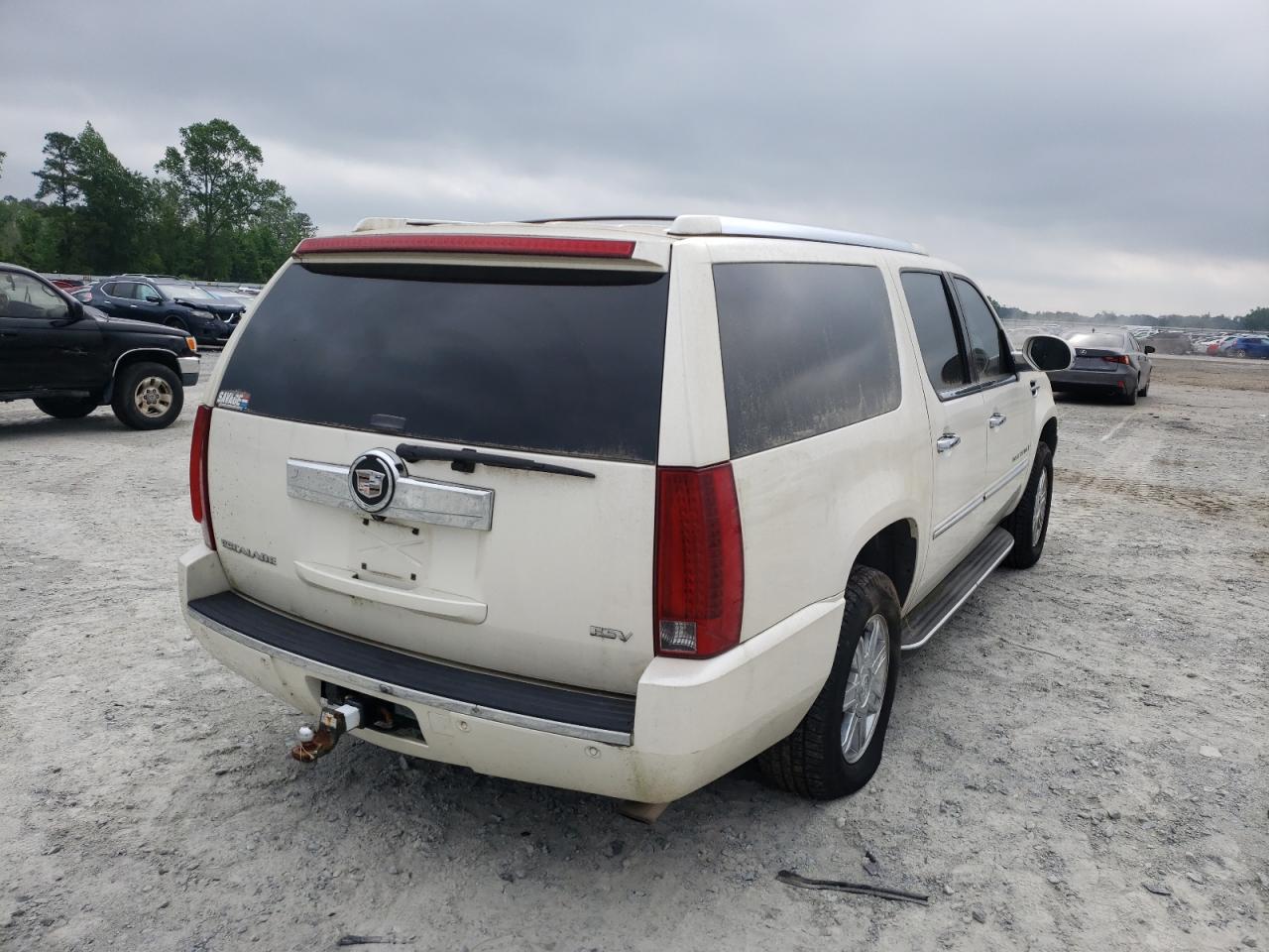 Photo 4 from auction – 2007 CADILLAC ESCALADE E with VIN 1GYFK66867R296615