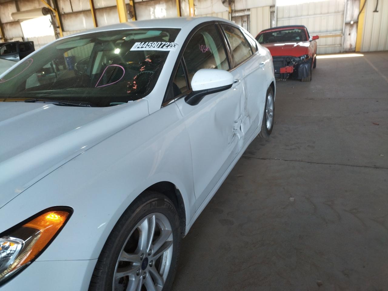 Photo 9 from auction – 2018 FORD FUSION SE with VIN 3FA6P0HD8JR210799