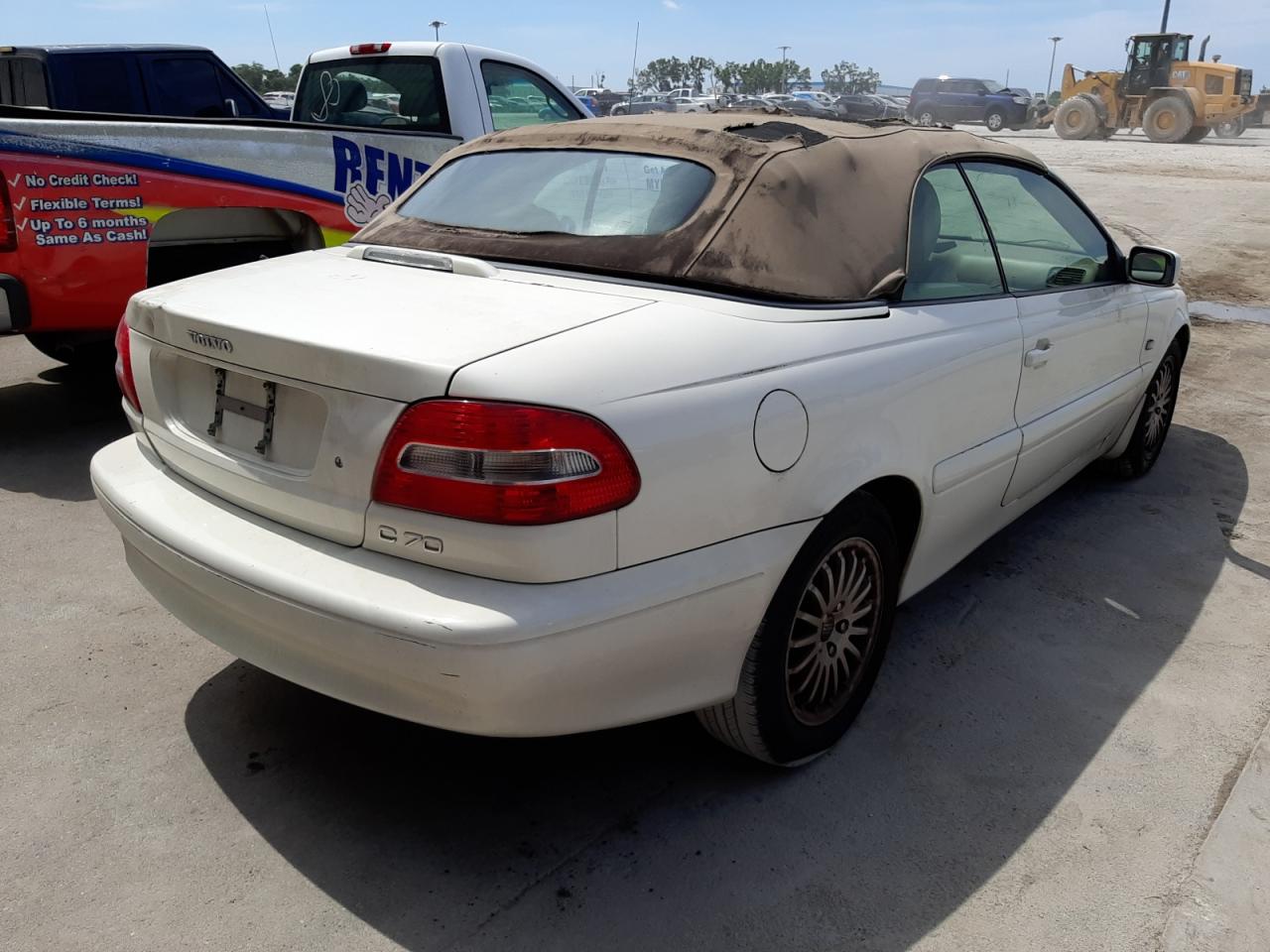 Photo 4 from auction – 2004 VOLVO C70 LPT with VIN YV1NC63D94J047262