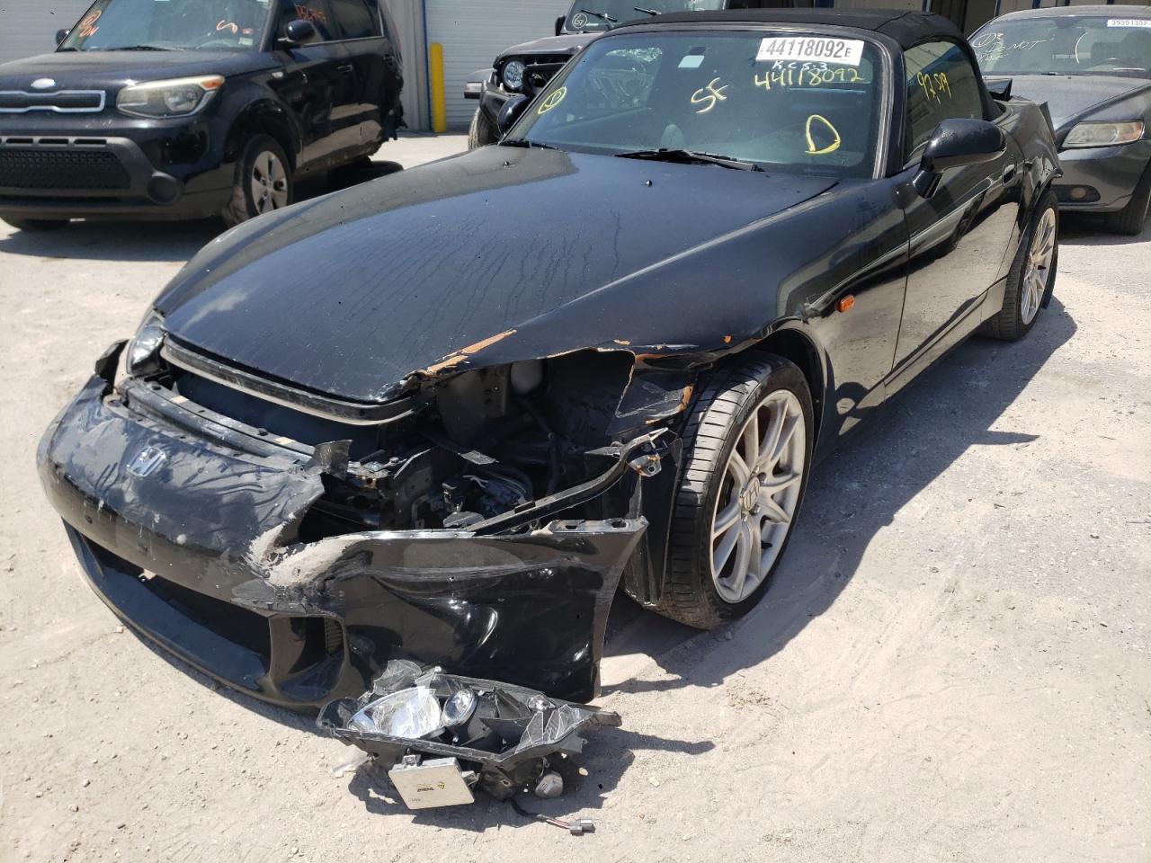Photo 2 from auction – 2005 HONDA S2000 with VIN JHMAP214X5S004208