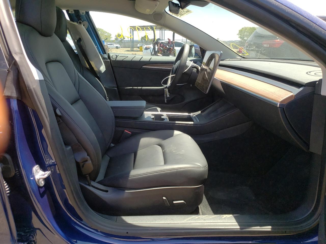 Photo 5 from auction – 2022 TESLA MODEL 3 with VIN 5YJ3E1EB9NF144802