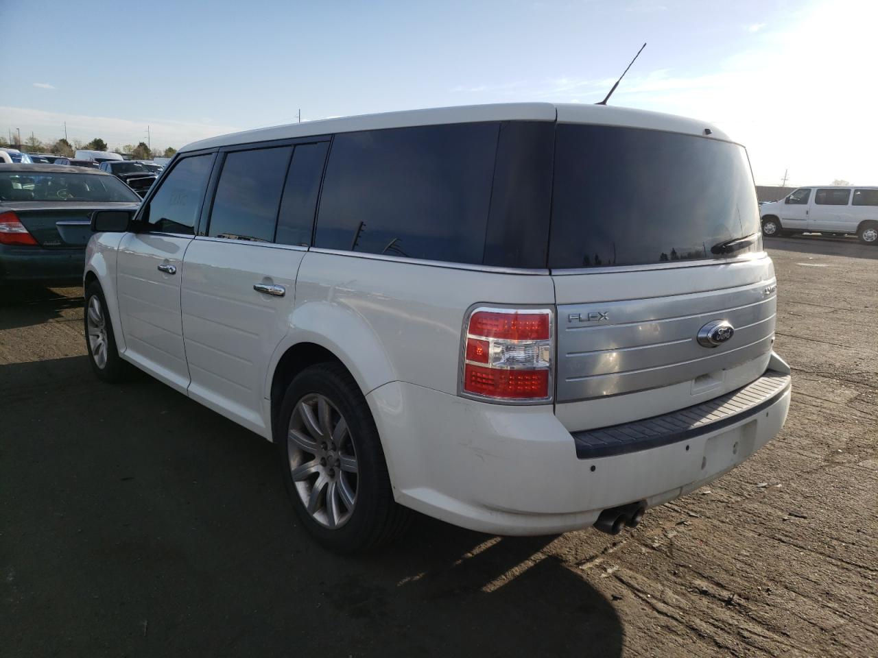 Photo 3 from auction – 2011 FORD FLEX LIMIT with VIN 2FMHK6DC7BBD19834