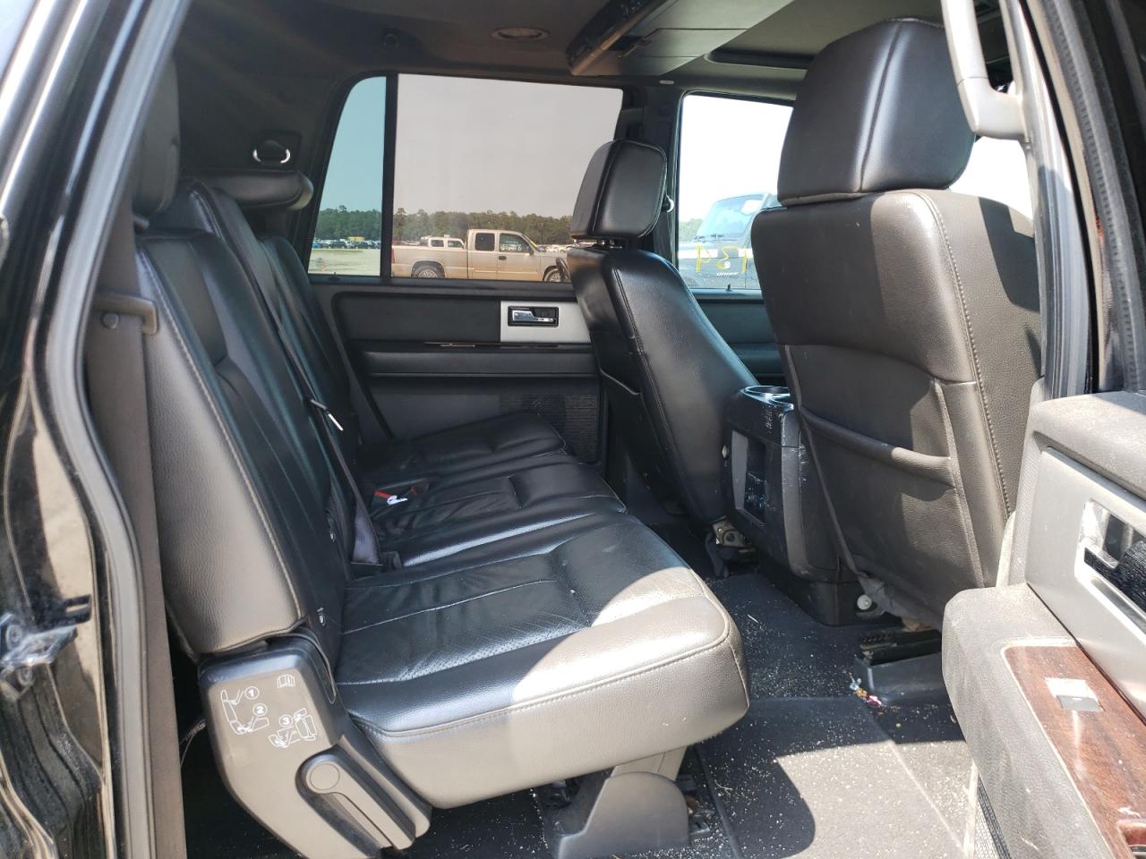 Photo 6 from auction – 2008 FORD EXPEDITION with VIN 1FMFK19548LA74763