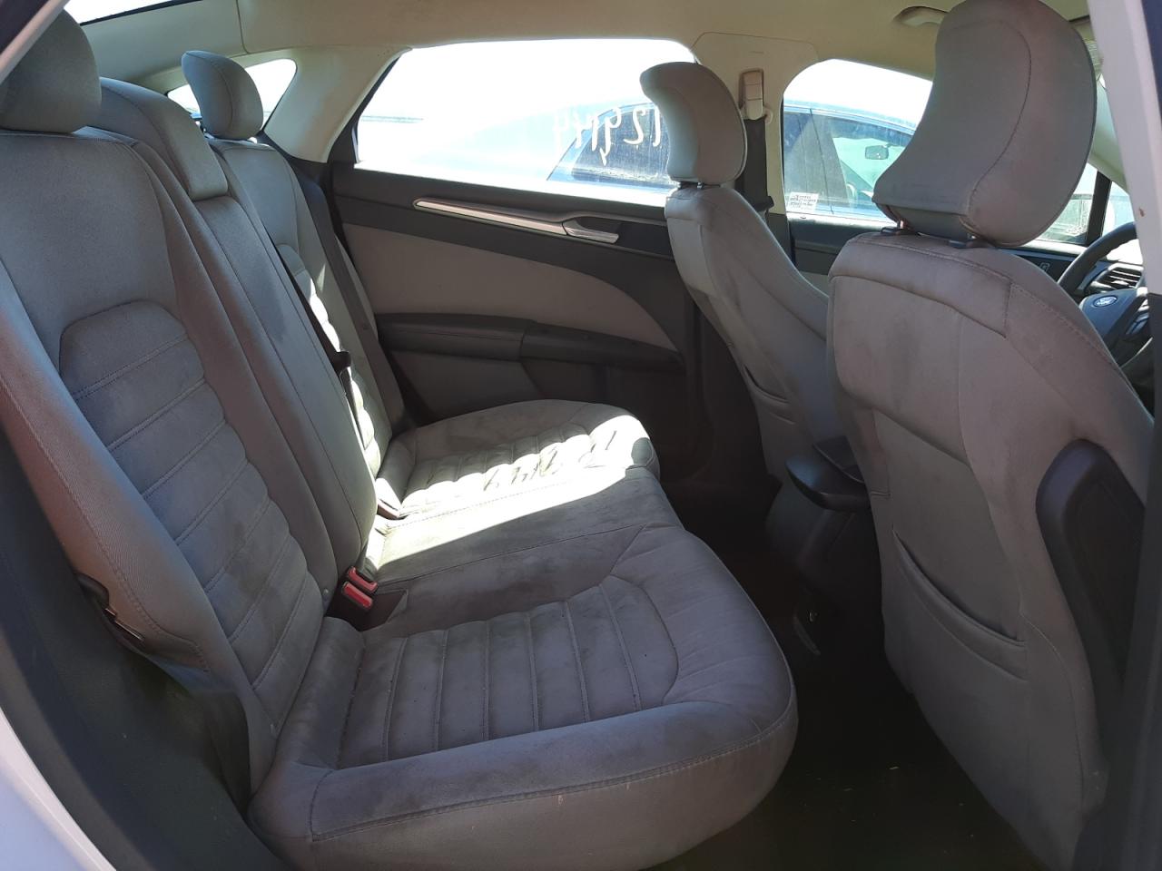 Photo 6 from auction – 2015 FORD FUSION S with VIN 1FA6P0G78F5127718