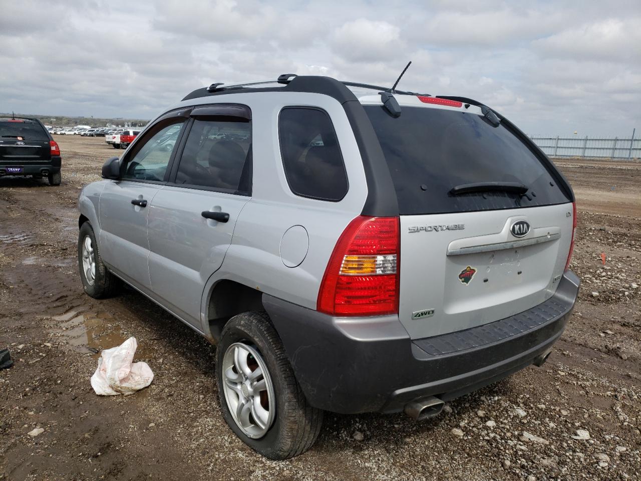 Photo 3 from auction – 2008 KIA SPORTAGE E with VIN KNDJE723X87542943