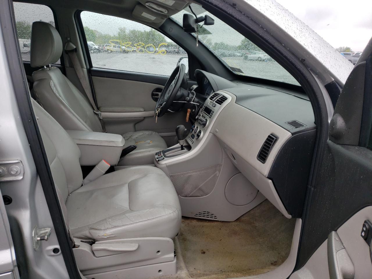 Photo 5 from auction – 2005 CHEVROLET EQUINOX with VIN 2CNDL73F156061742
