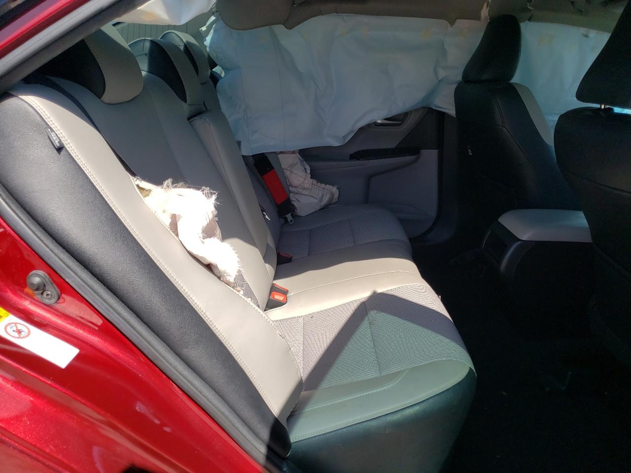 Photo 6 from auction – 2017 TOYOTA CAMRY LE with VIN 4T1BF1FK4HU673136