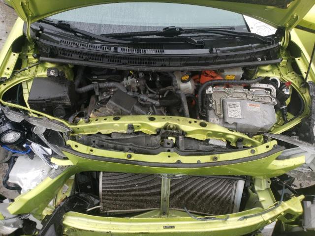 Photo 7 from auction – 2016 TOYOTA PRIUS C with VIN JTDKDTB3XG1136811
