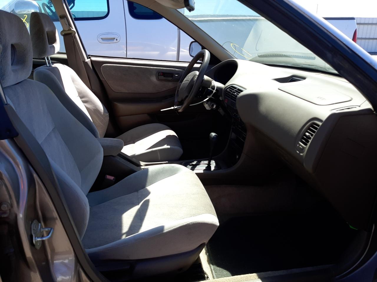 Photo 5 from auction – 1995 ACURA INTEGRA LS with VIN JH4DB765XSS016803