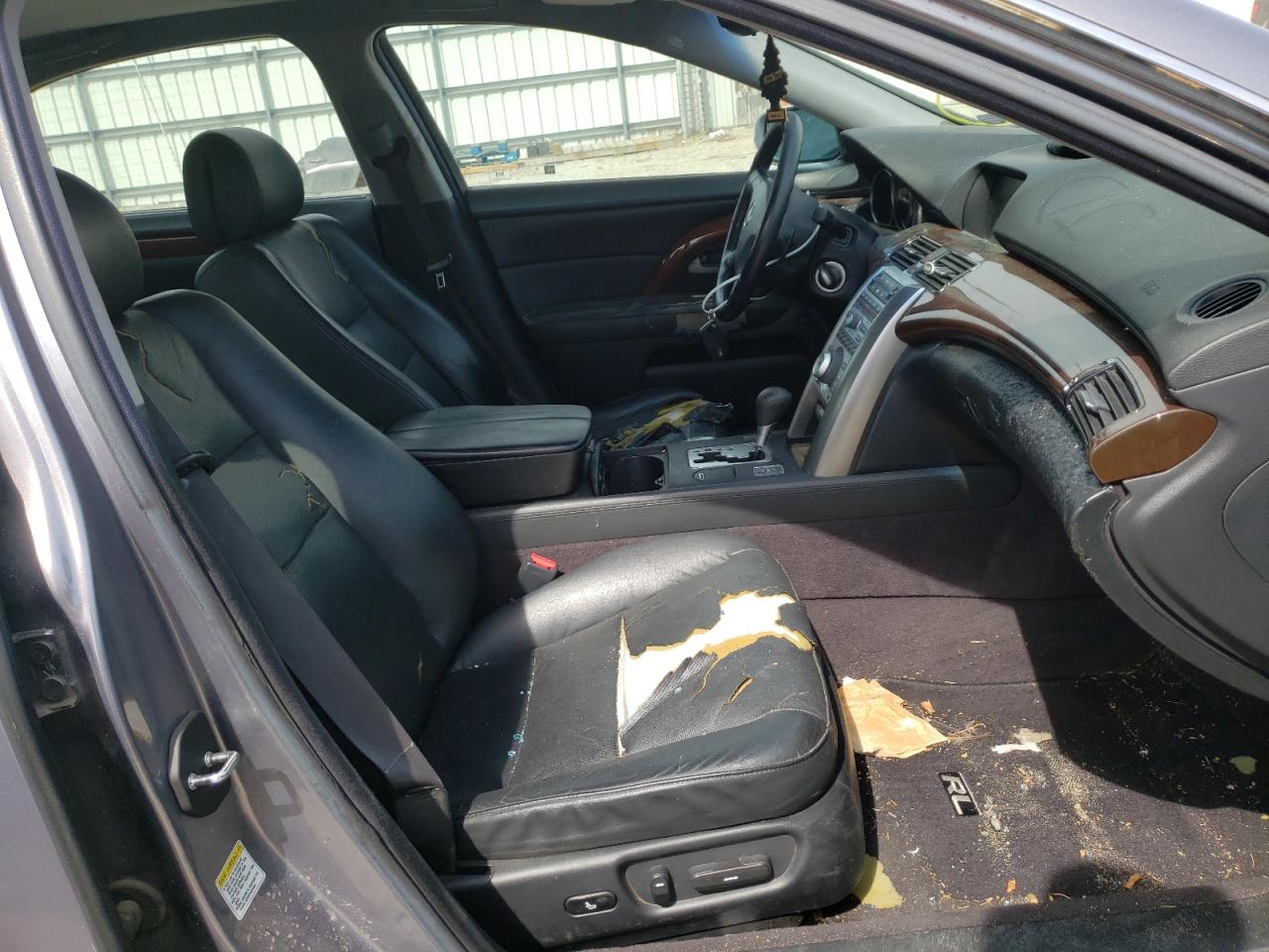 Photo 5 from auction – 2006 ACURA RL with VIN JH4KB16556C008015