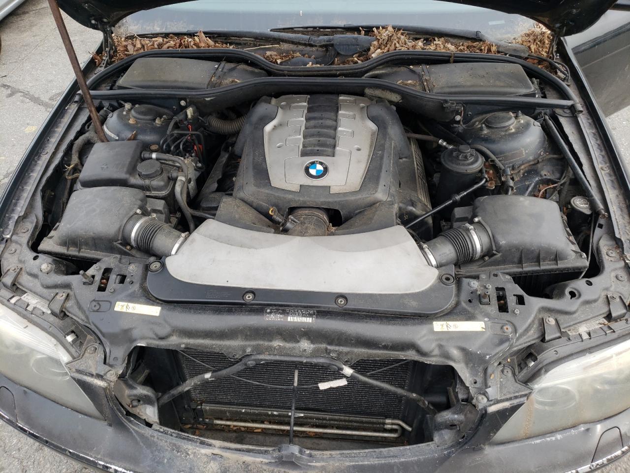 Photo 9 from auction – 2007 BMW 750 with VIN WBAHN83527DT76743