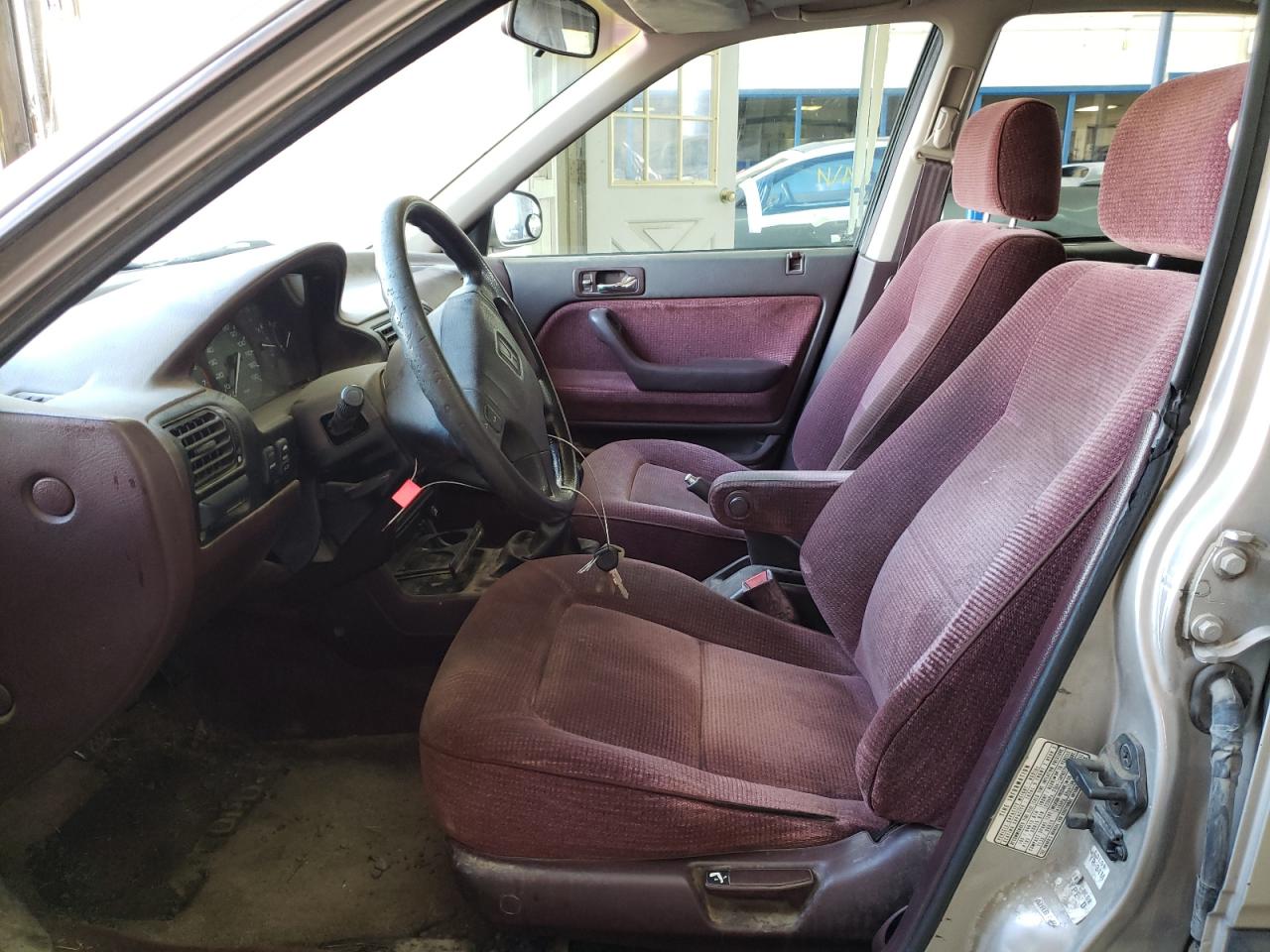 Photo 5 from auction – 1993 HONDA ACCORD EX with VIN JHMCB7570PC012579