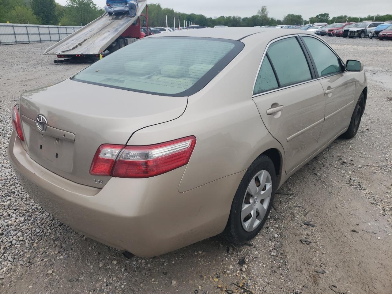 Photo 4 from auction – 2007 TOYOTA UK with VIN 4T1BE46K27U515252