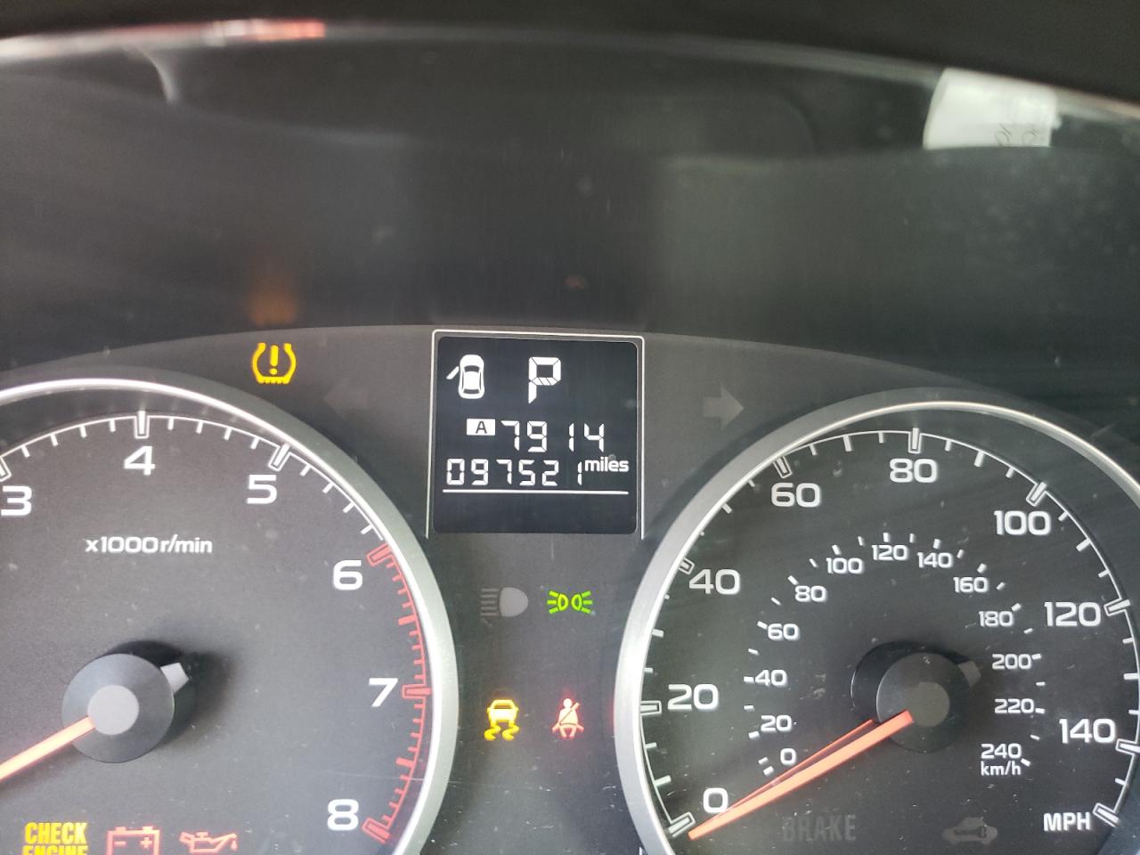 Photo 8 from auction – 2013 SUBARU LEGACY 2.5 with VIN 4S3BMCC60D3011471