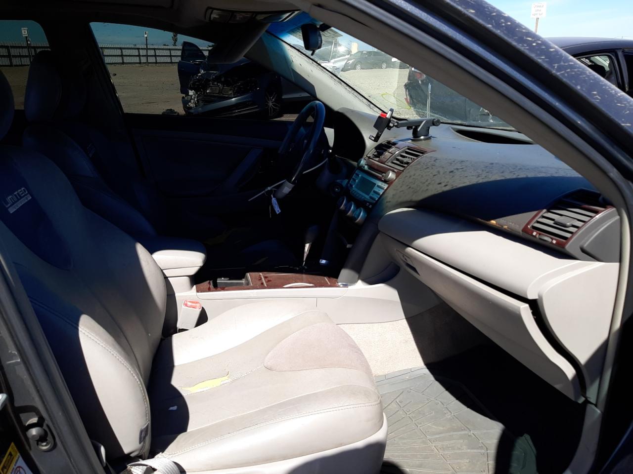 Photo 5 from auction – 2007 TOYOTA CAMRY CE with VIN 4T1BE46K27U067921