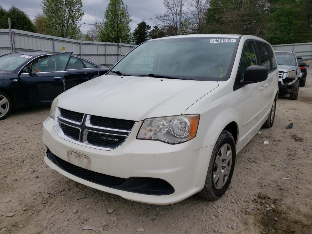 Photo 2 from auction – 2011 DODGE GRAND CARA with VIN 2D4RN4DG3BR794785