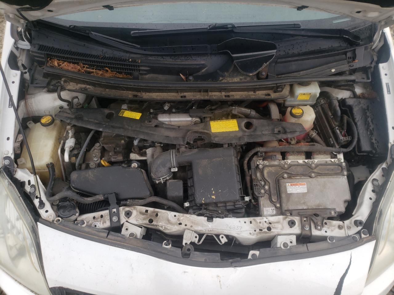 Photo 7 from auction – 2011 TOYOTA PRIUS with VIN JTDKN3DU3B1344928