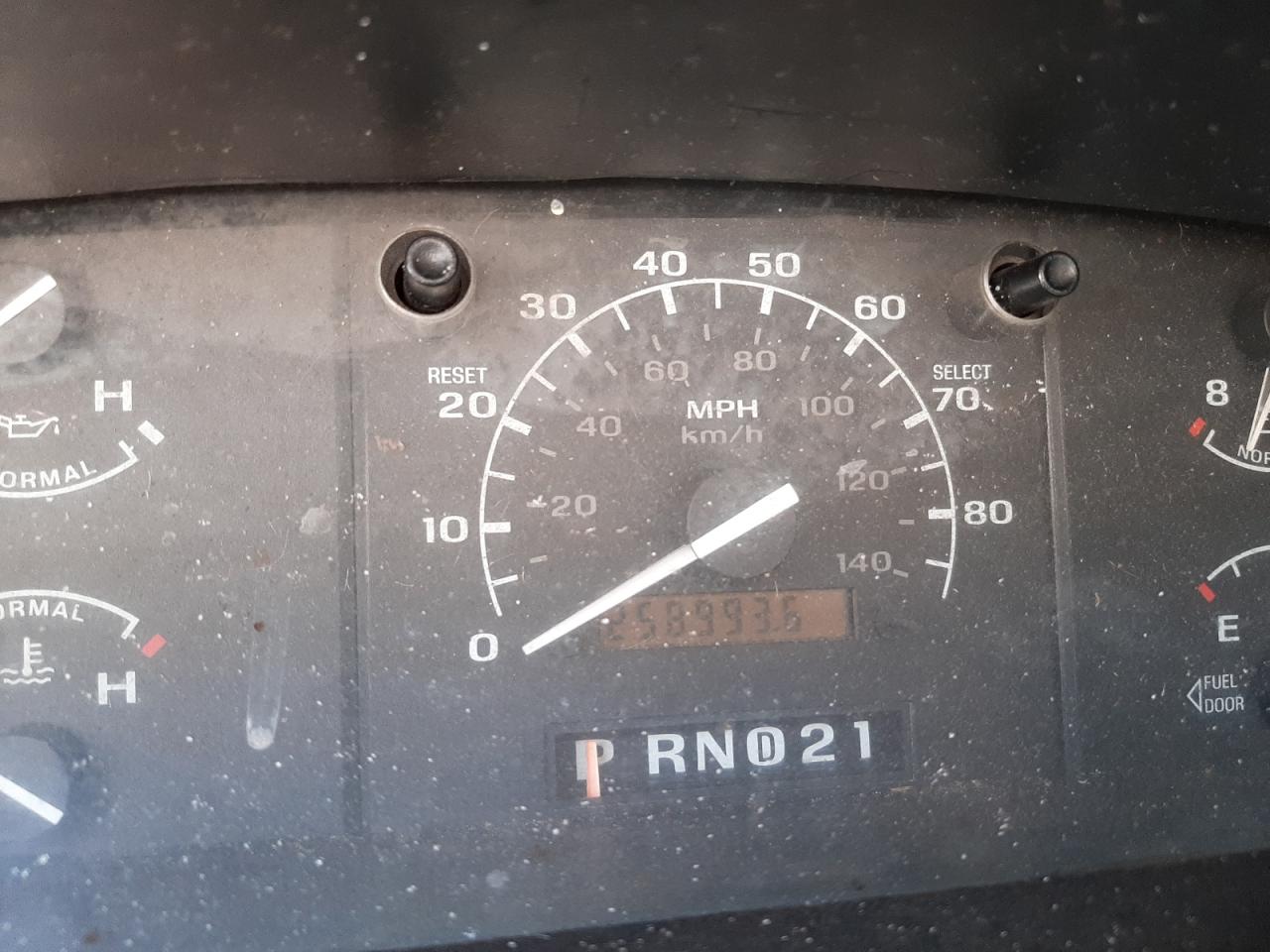 Photo 8 from auction – 1997 FORD F250 with VIN 1FTHX26G9VEA38559