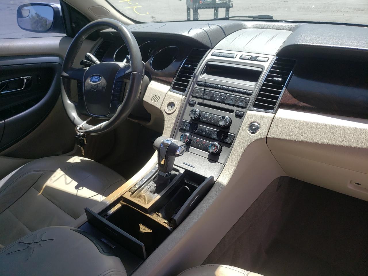 Photo 9 from auction – 2012 FORD TAURUS SEL with VIN 1FAHP2EW8CG125353