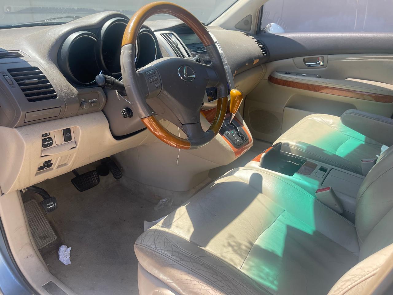 Photo 9 from auction – 2004 LEXUS RX 330 with VIN JTJGA31U340010880
