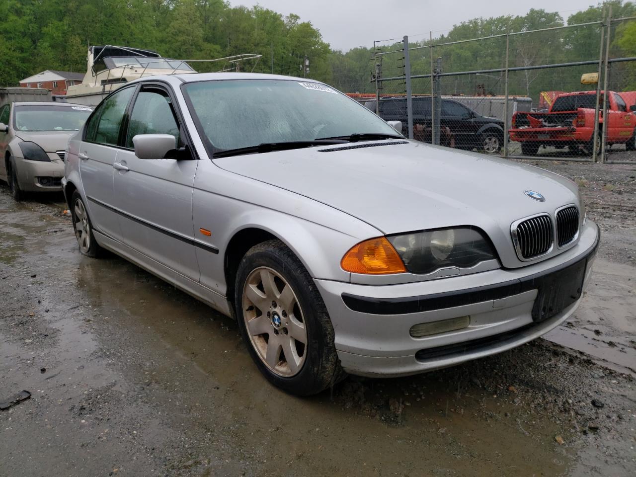 BMW 325 I 2001 z numerem VIN WBAAV33481FU96781 - Zdjęcie z aukcji