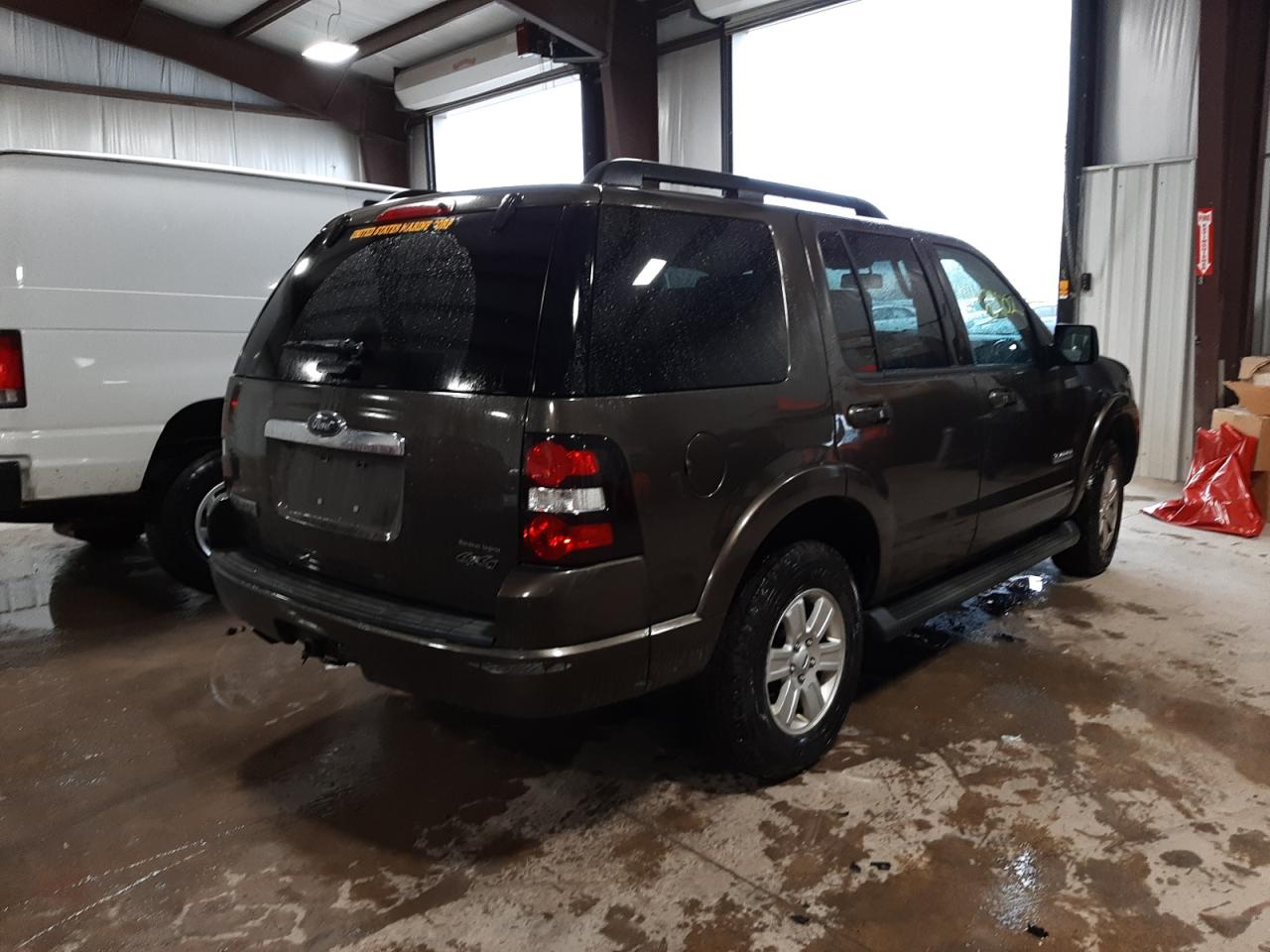 Photo 4 from auction – 2008 FORD EXPLORER X with VIN 1FMEU73E48UA98329