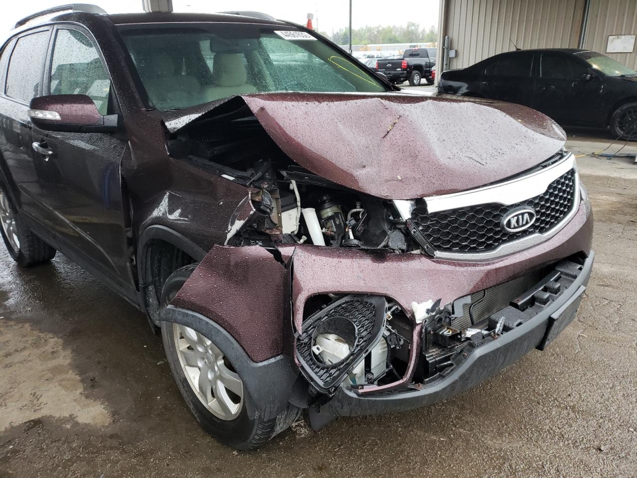 Photo 9 from auction – 2011 KIA SORENTO BA with VIN 5XYKT3A18BG115659