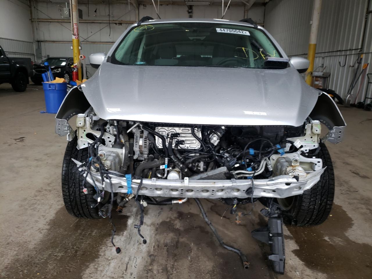 Photo 9 from auction – 2018 FORD ESCAPE SE with VIN 1FMCU0GD5JUB41162