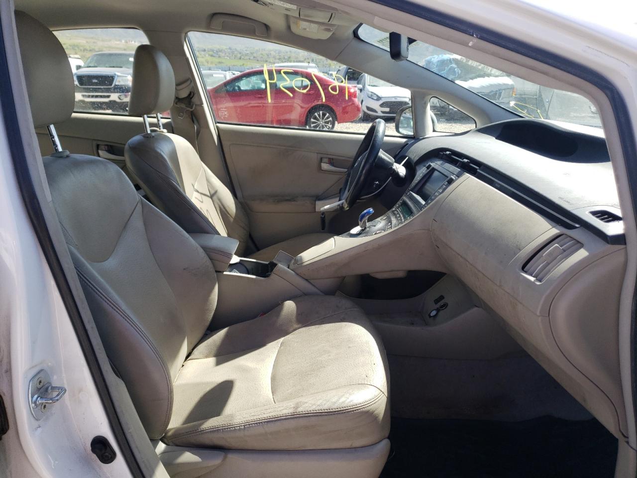 Photo 5 from auction – 2011 TOYOTA PRIUS with VIN JTDKN3DUXB0322916